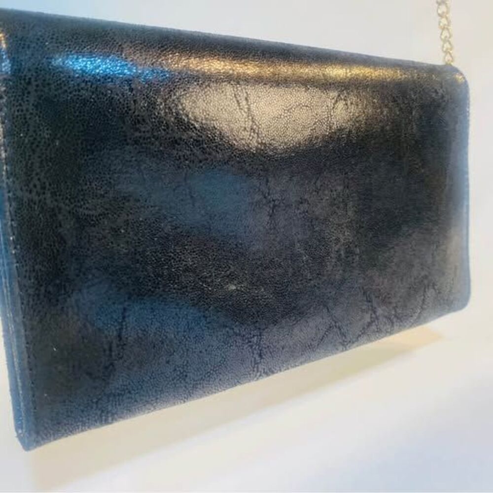 Vintage Leather Clutch with Gold Toned Chain Made in Italy - Picture 9 of 10